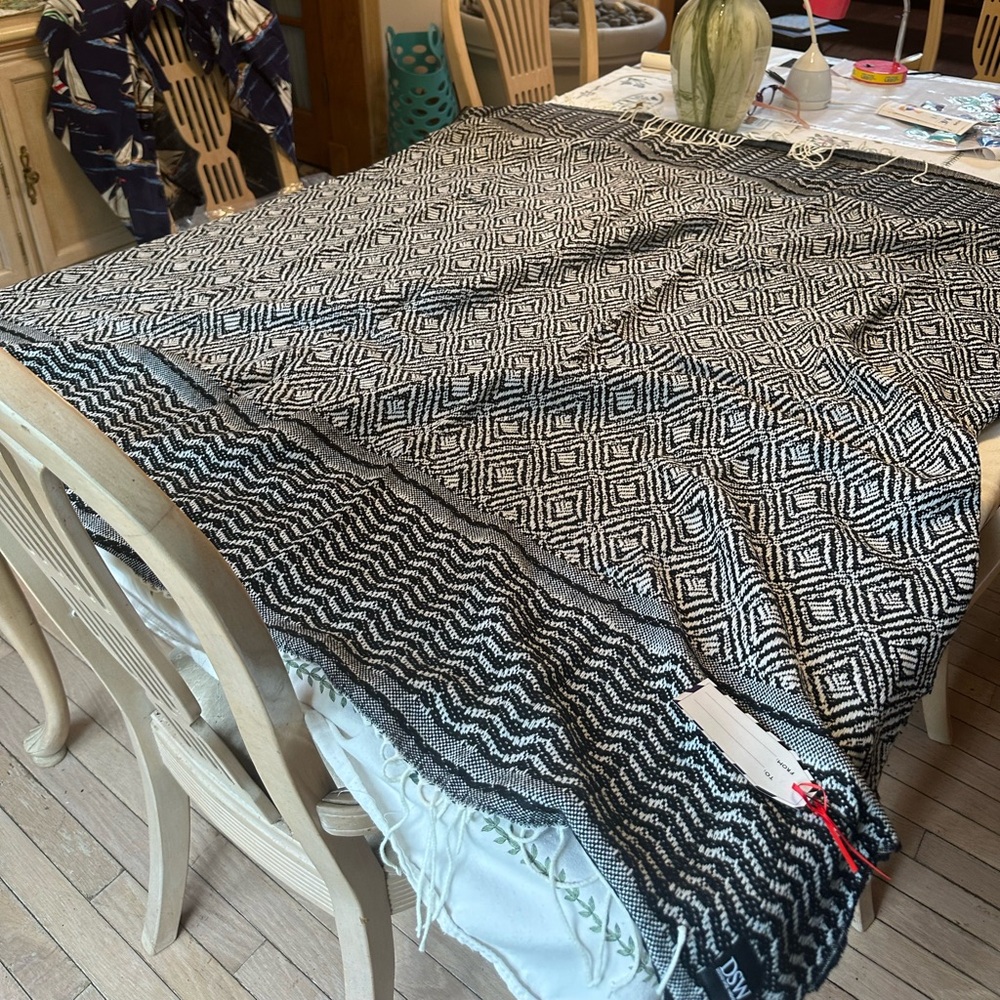 Light weight blanket